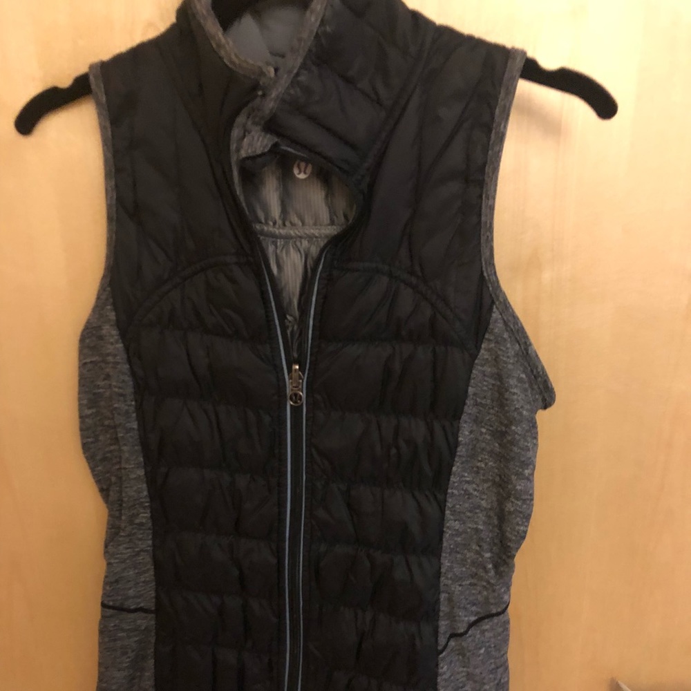 Lululemon windbreaker vest
